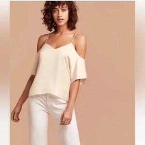 nwt Wilfred “ Draveil Blouse- Milk “ size Small